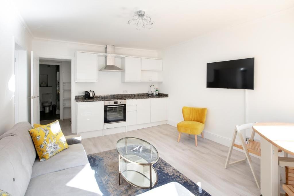Flat In Bath City Centre Экстерьер фото